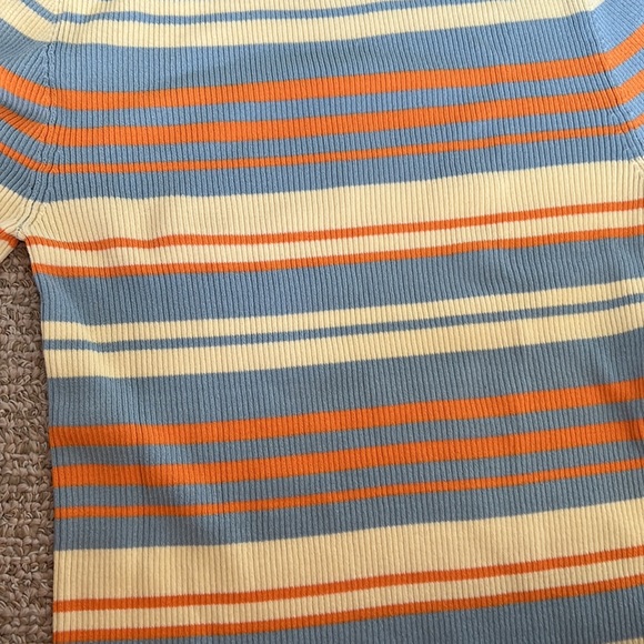 COPY - Zara short sleeve knit - Picture 4 of 4